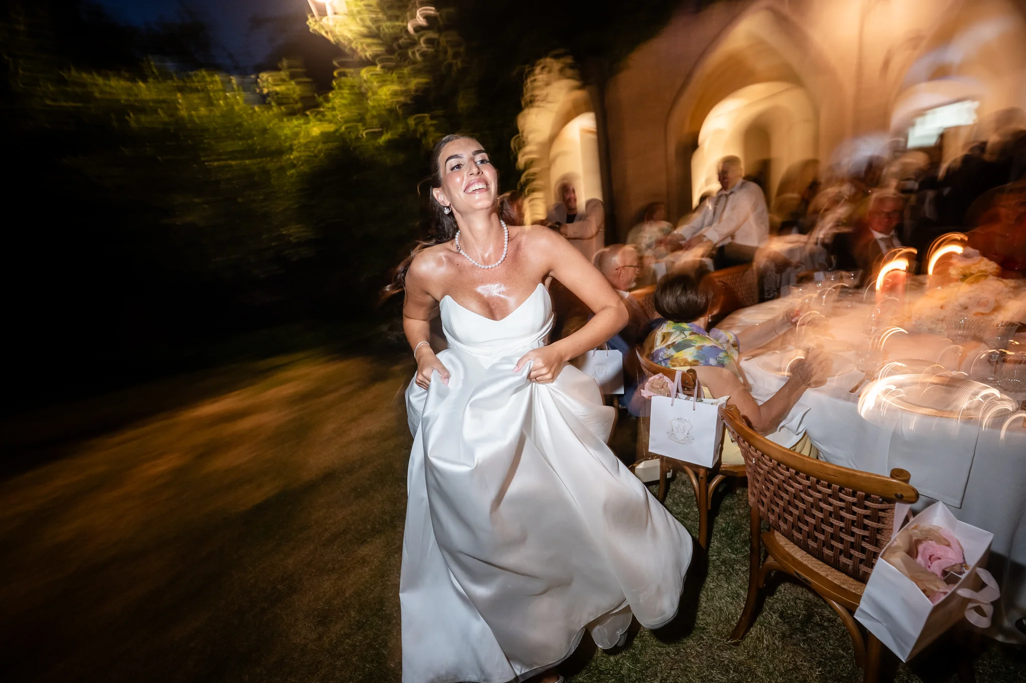 Nicoletta durante l’ingresso al ricevimento