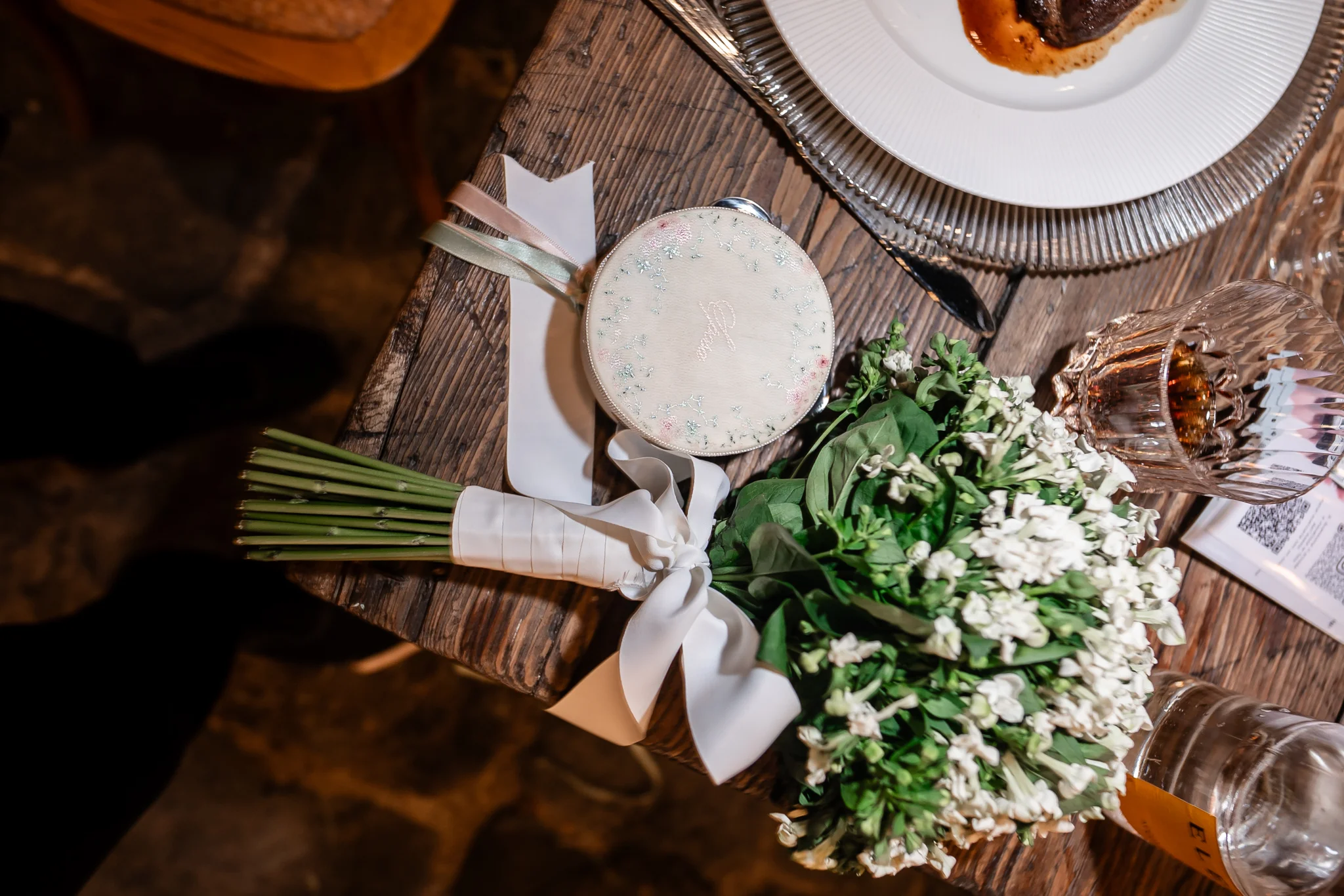 La tavola apparecchiata per il matrimonio