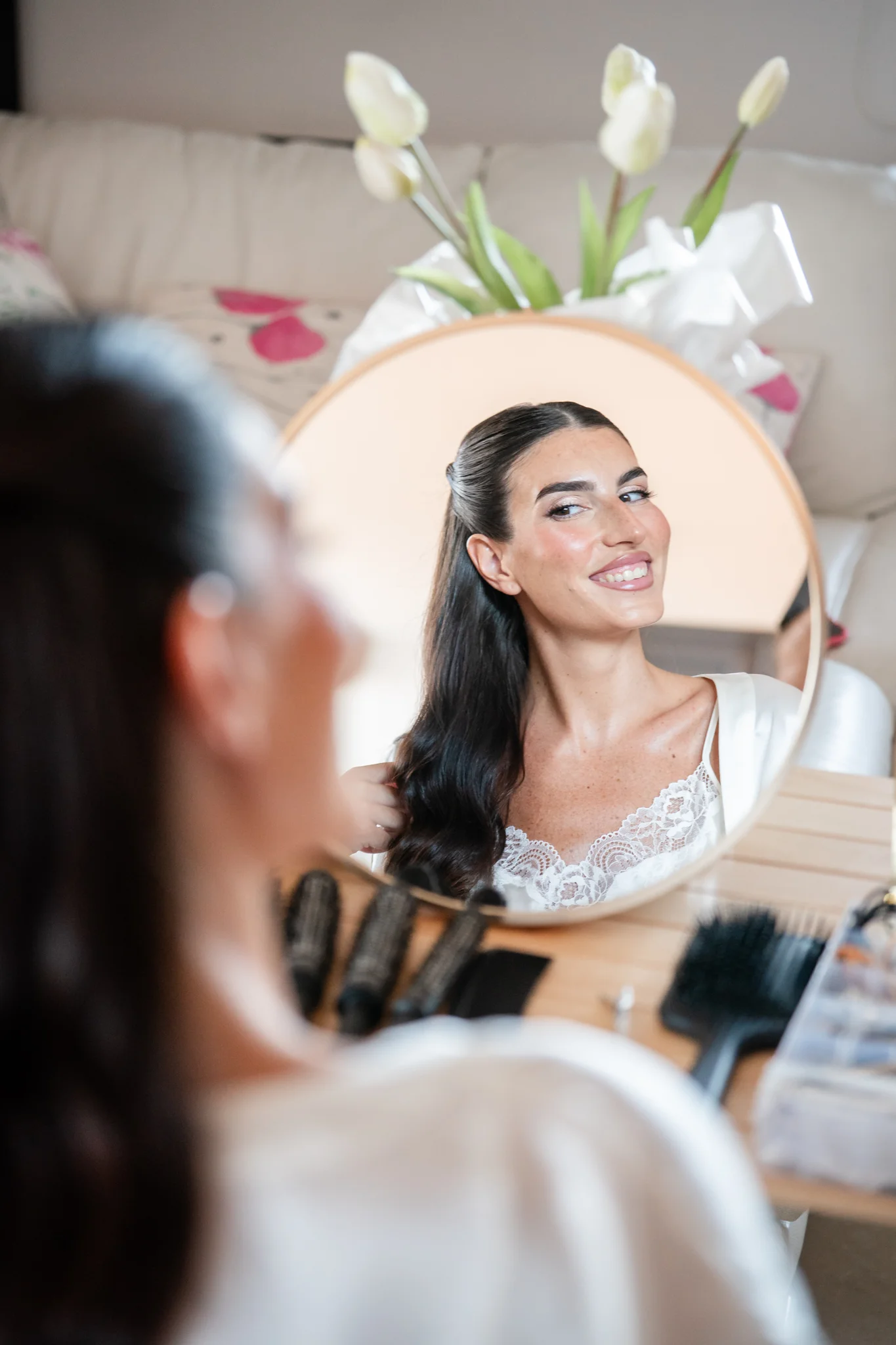Il trucco di Nicoletta durante i preparativi
